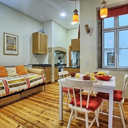 Portas Do Rossio Apartment *